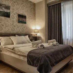 *** Otel Four Brothers Gürcistan