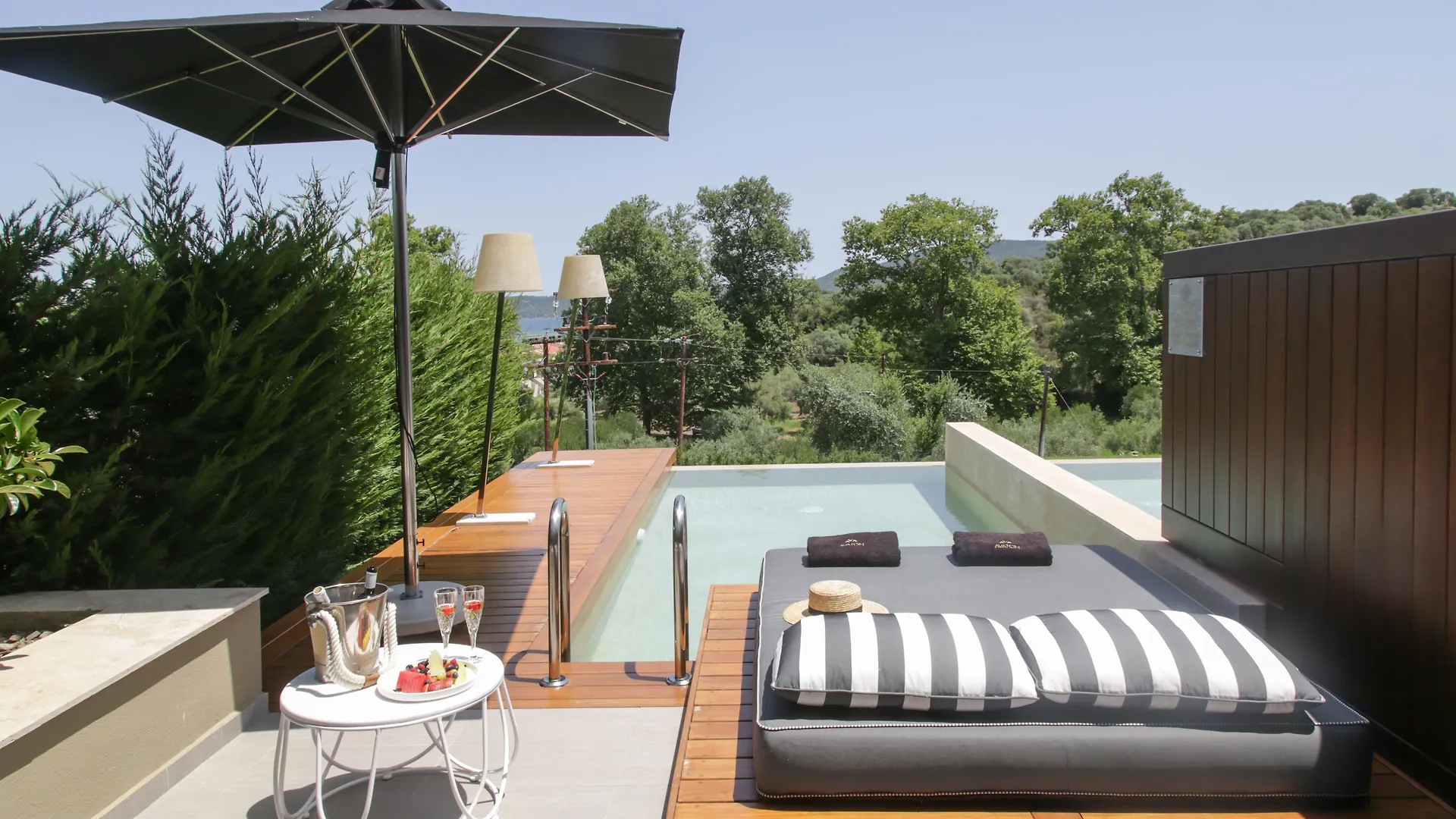 Avaton Luxury Beach Resort - Relais & Chateaux Ouranoupoli Greece