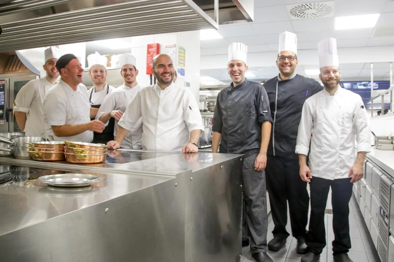 Avaton Luxury Beach Resort - Relais & Chateaux Ouranoupoli