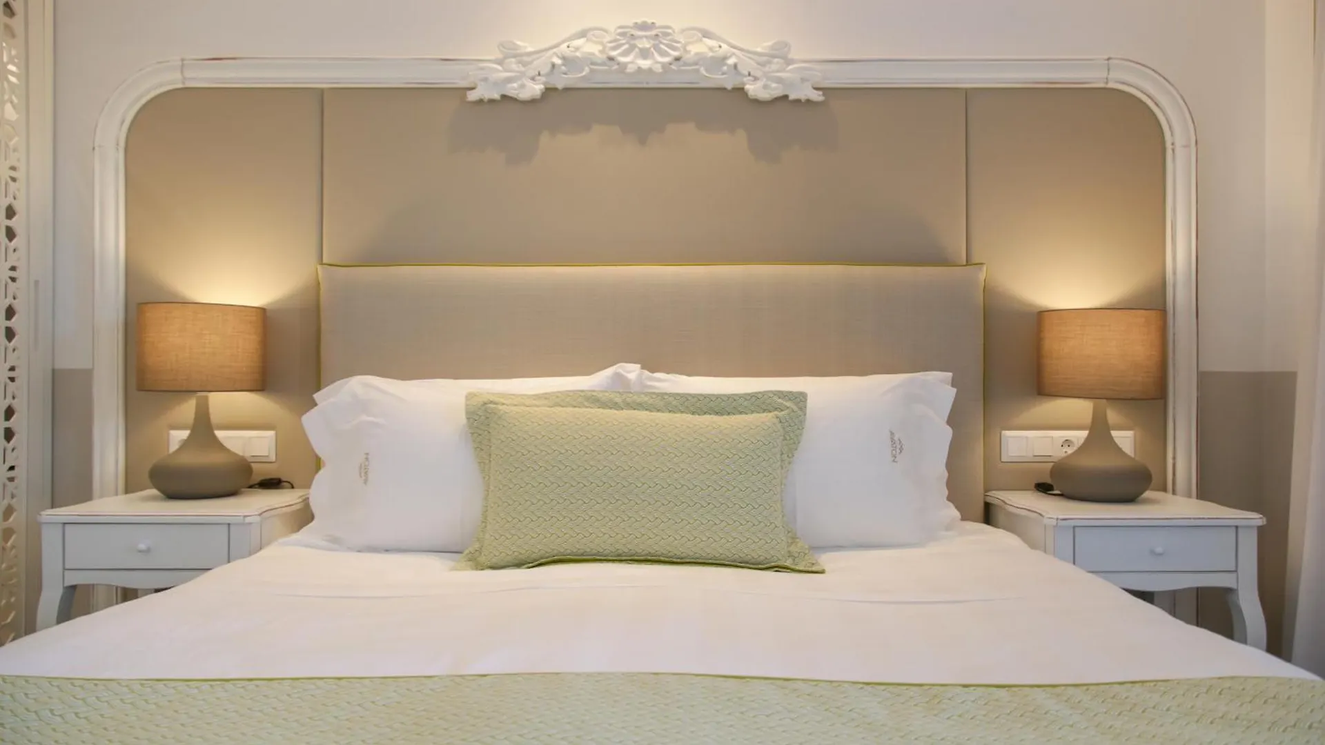 Avaton Luxury Beach Resort - Relais & Chateaux Ouranoupoli